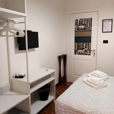 Your Bed 4* Neapol