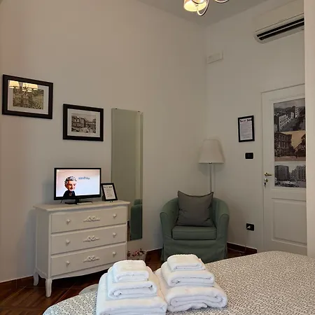 Your Bed 4* نابولي