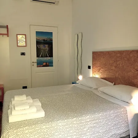 Your Bed 4* نابولي